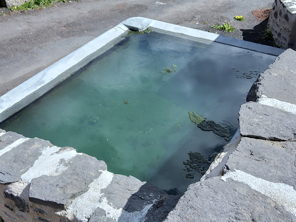 Les lavoirs-bassins 